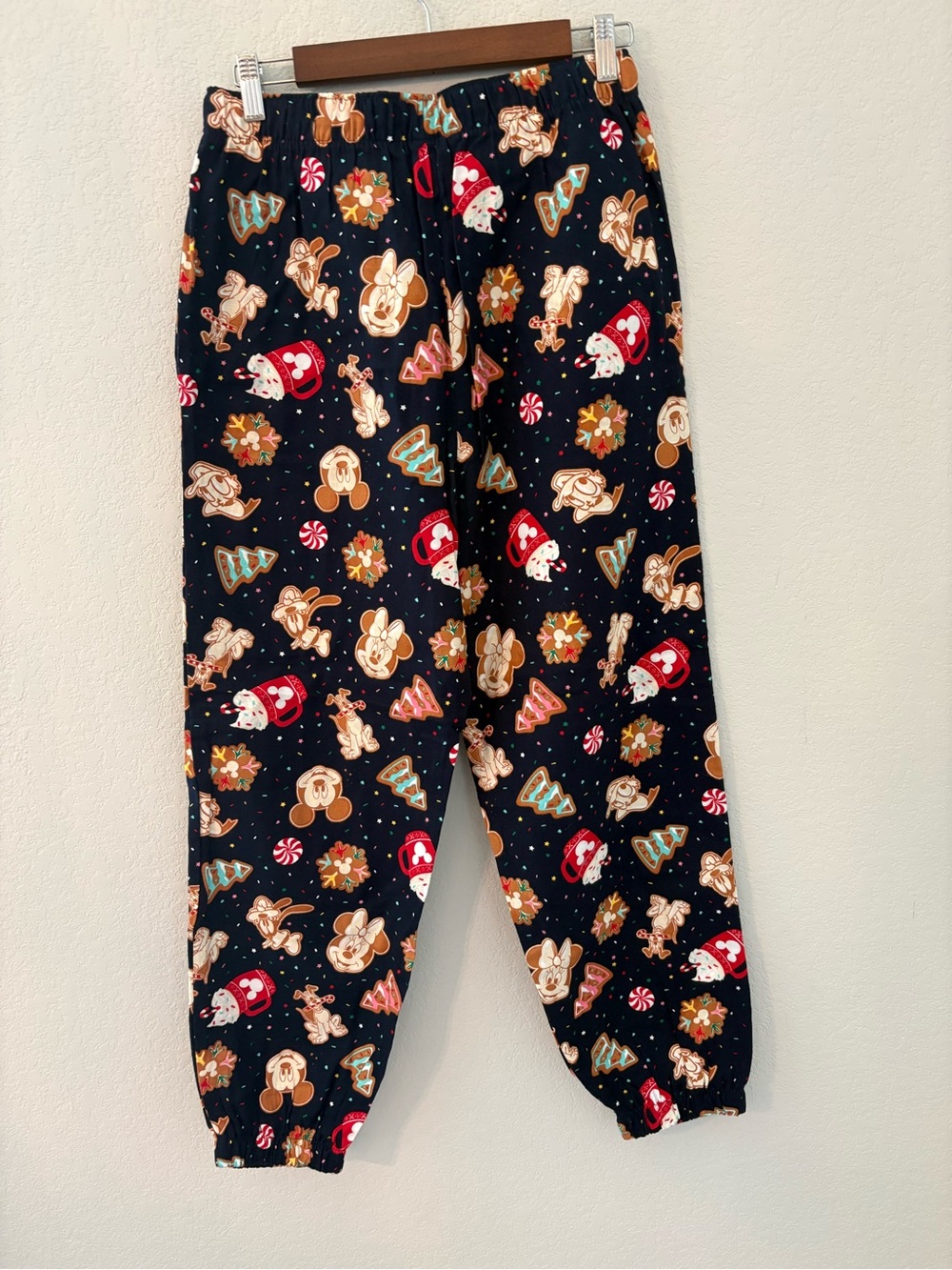 Old Navy X Disney Holiday Christmas Pajama Pants joggers Flannel Mickey Family - Picture 3 of 8